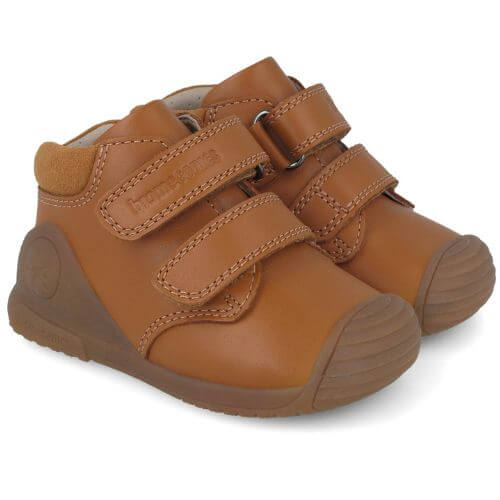 Pantofi copii baieti din piele Biomecanics, model inalt, Maro – 251133-B087 Pantofi copii baieti din piele Biomecanics, model inalt, Maro – 251133-B087