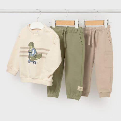 Set 3 piese hanorac cu pantaloni baieti Mayoral, Crem/Verde – 2831-023